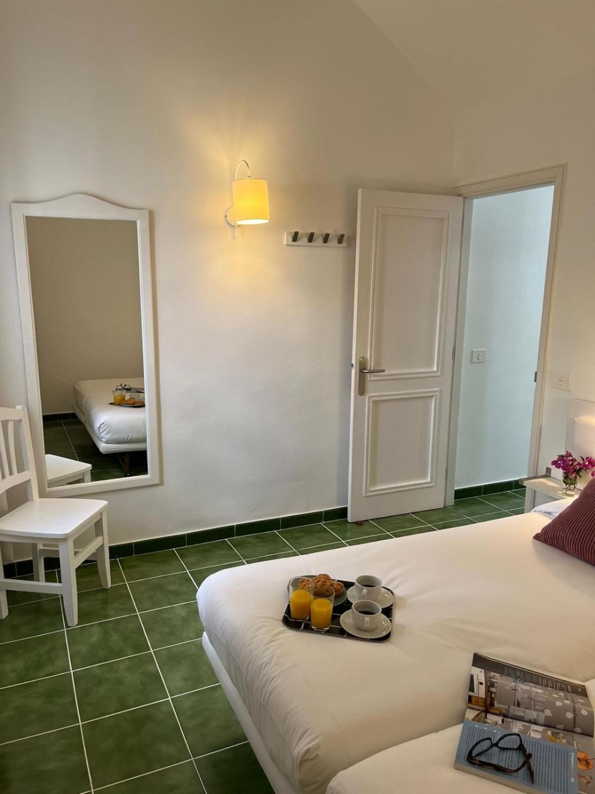 Bungalow Buganvilla Tias Bagian luar foto